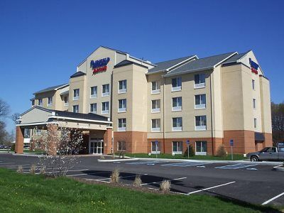 Fairfield Inn And Suites By Marriott Seymour Exterior photo