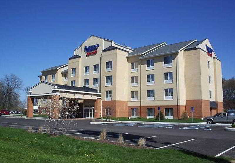 Fairfield Inn And Suites By Marriott Seymour Exterior photo